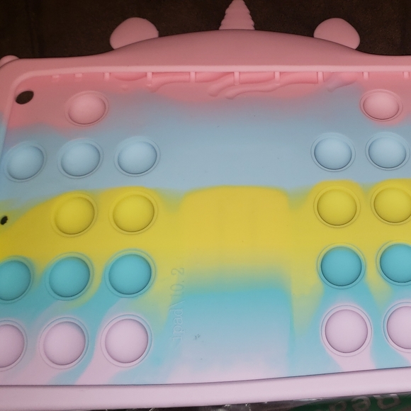 Pop iPad case - Picture 2 of 2